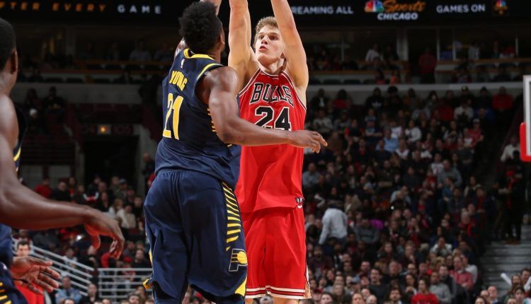 Markannen lanzando un triple (Fuente: NBA).