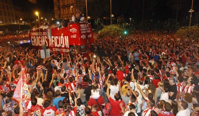 Celebración del Almería en su ascenso en 2013