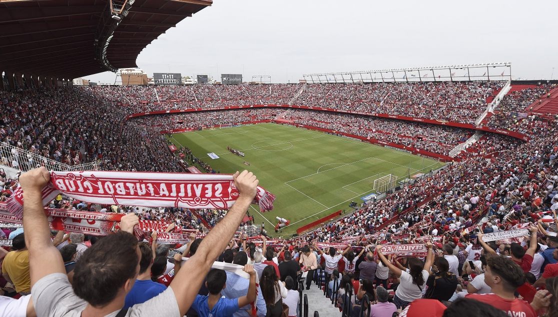 Resultado de imagen de ramon sanchez pizjuan himno aficion