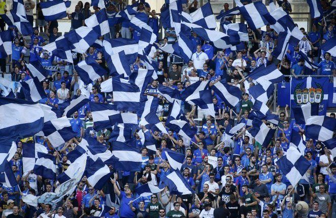 La afición del Carlos Tartiere durante un encuentro del Real Oviedo