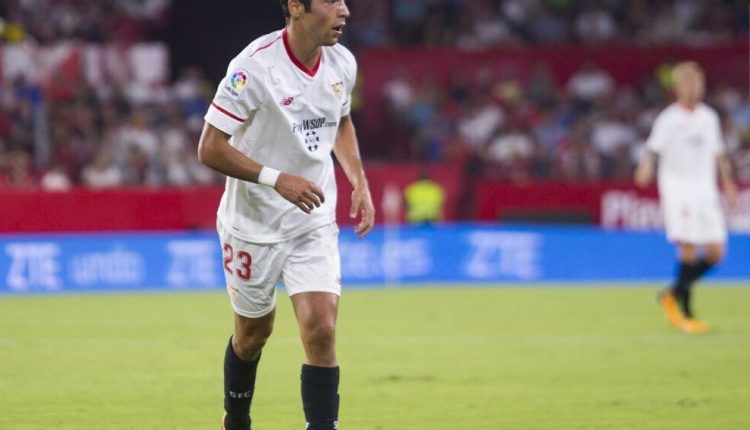 Borja Lasso, en un encuentro con el Sevilla (Foto: La Colina de Nervión)