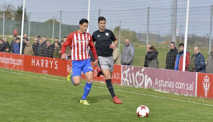 Gorka Guruzeta, tras superar una grave lesión ha vuelto a jugar con el Bilbao Athletic