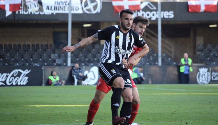 Elady Zorrilla en un partido con el FC Cartagena