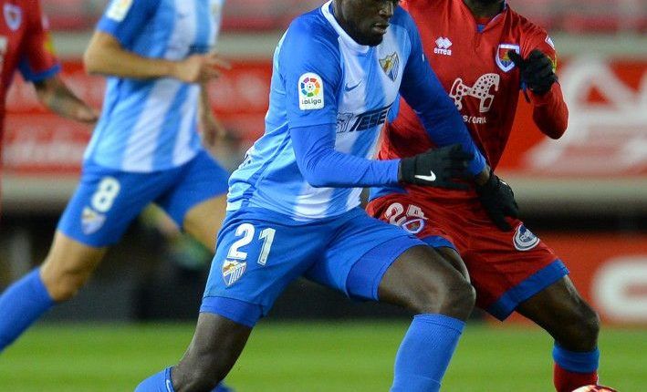 N'Diaye pugna por un balón durante el encuentro