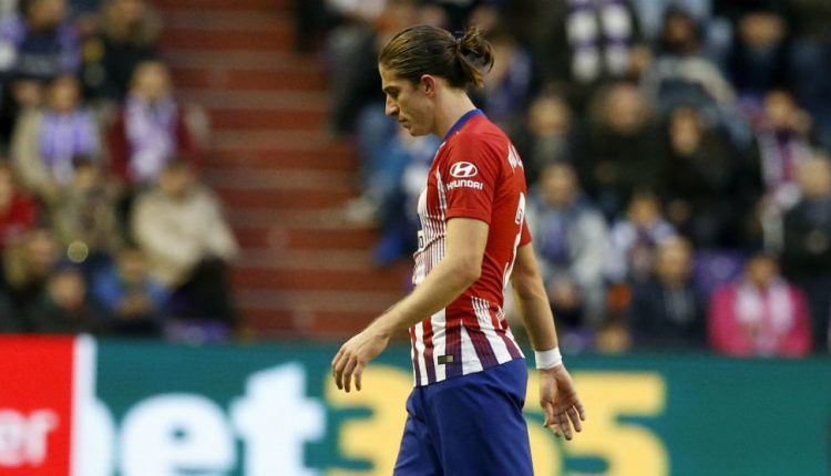 El Atlético pretende el fichaje de Gayá para sustituir a Filipe Luis