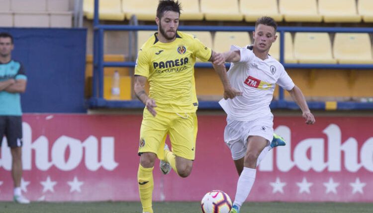 Miguelón en un partido con el Villarreal 'B'