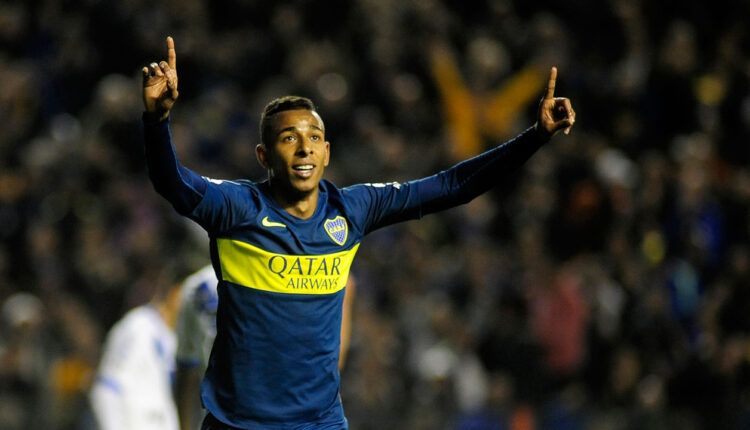 Sebastian Villa con Boca Juniors