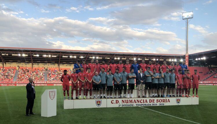 El Numancia, al completo, el día de la presentación oficial