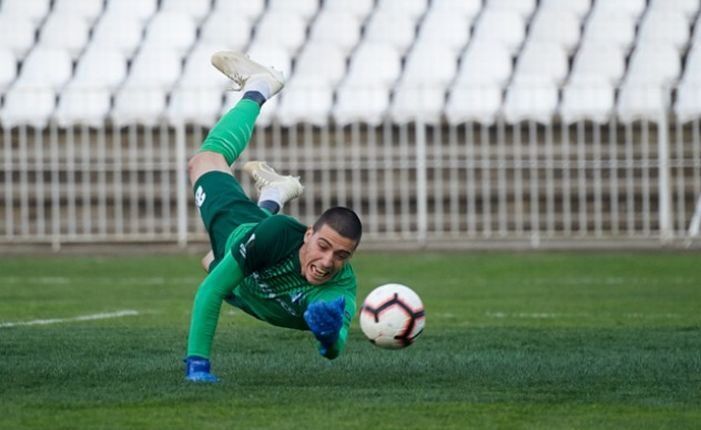 Dragan Rosic en un partido con el FK Mladost