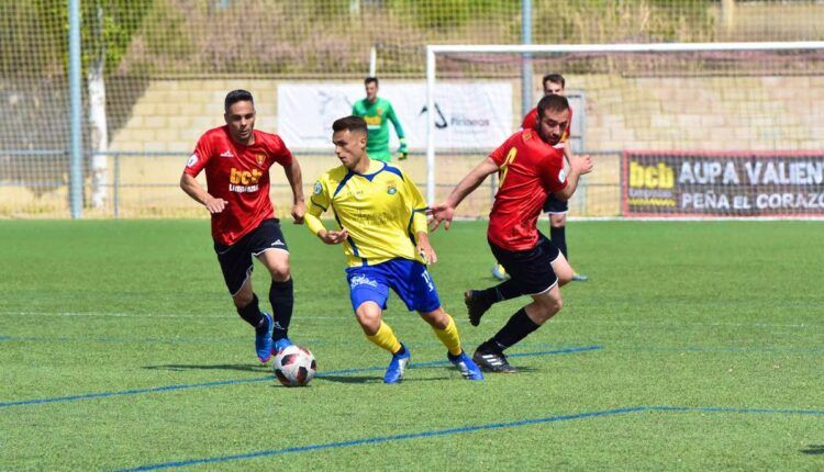 Gerard Vergè en un partido con el Almudévar