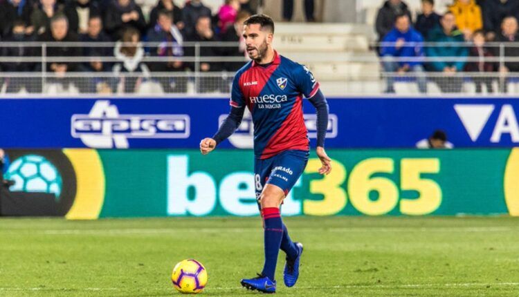 Pablo Insua la pasada temporada con el Huesca