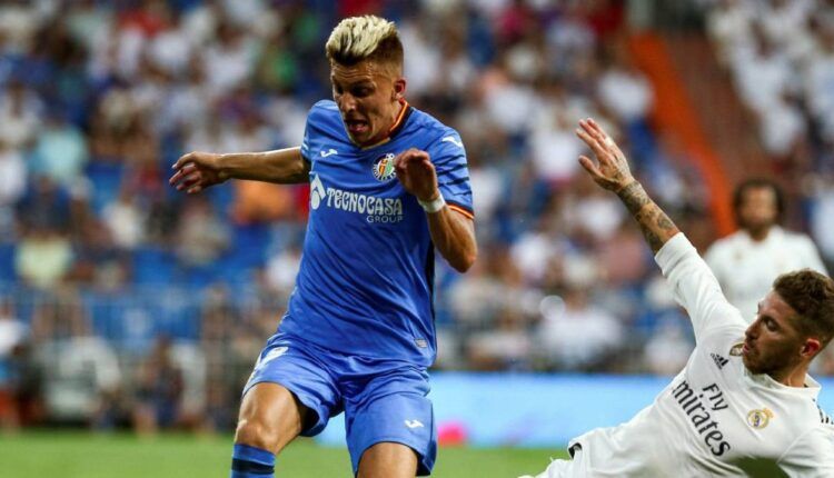 Iván Alejo en un partido con el Getafe frente al Real Madrid