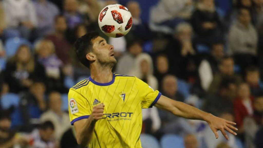 Kecojevic en un partido con el Cádiz