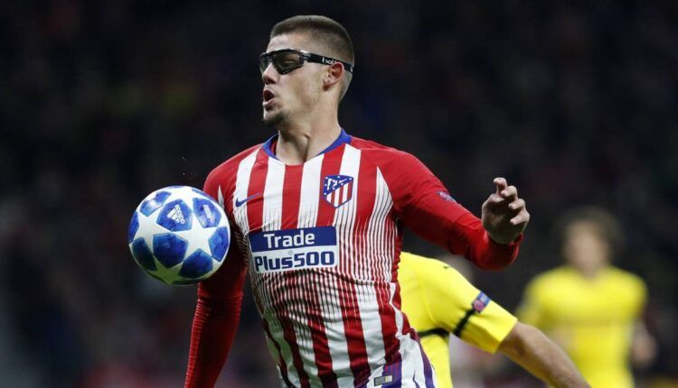 Montero en un partido con el Atlético de Madrid