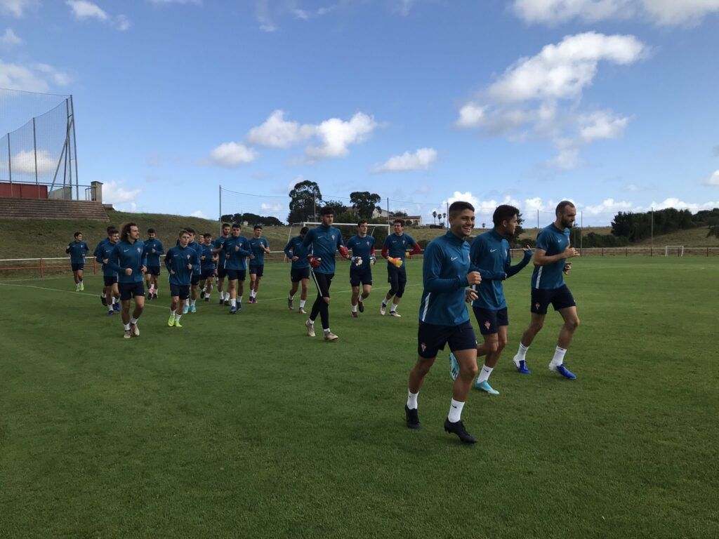 Entrenamiento del Sporting 'B'