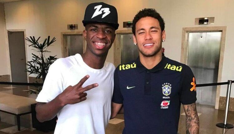 Neymar y Vinicius posan juntos en una convocatoria internacional.