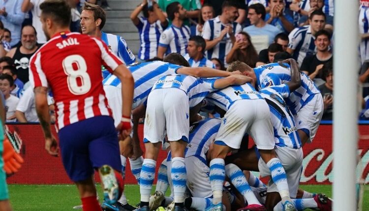 Celebración de un tanto de la Real Sociedad