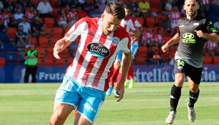 Gerard Valentín en un partido con el CD Lugo