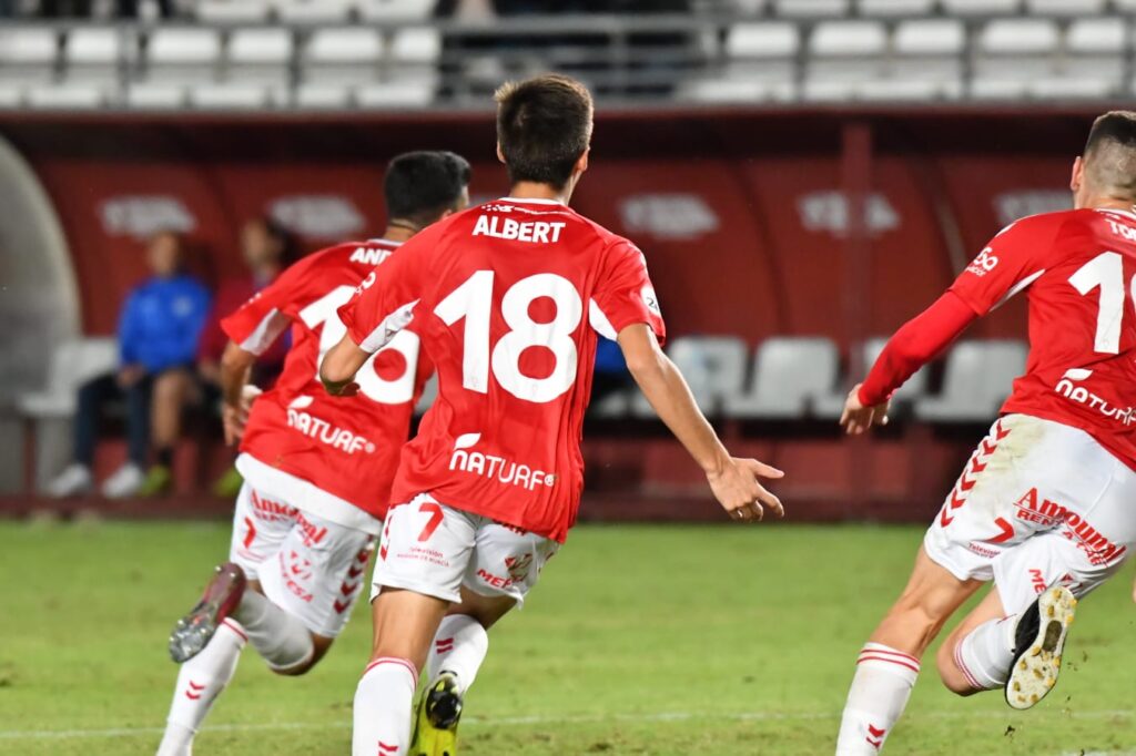 Andy y el Real Murcia celebran el gol que supuso el 1-0