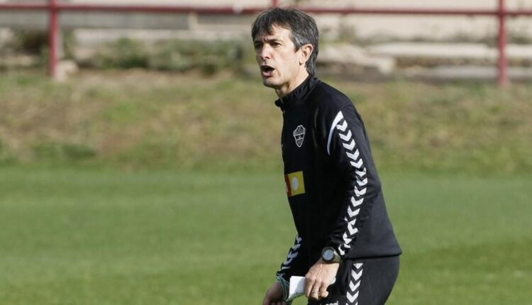 Pacheta en un entrenamiento. Elche CF