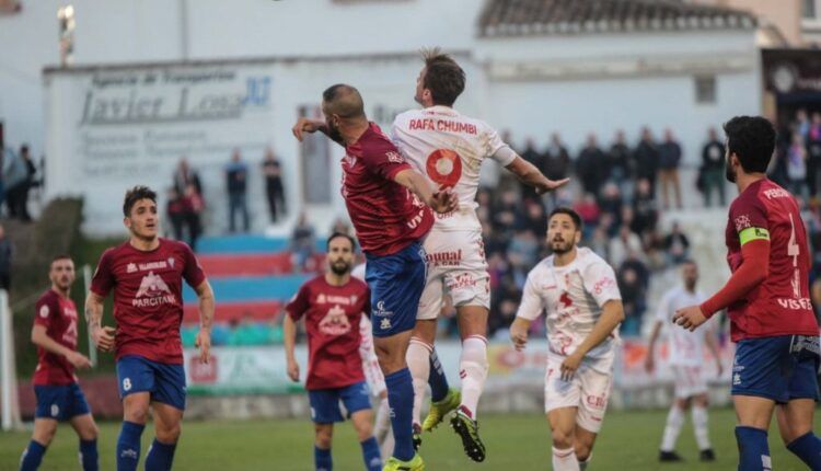 Lance del encuentro del grupo IV entre Villarrobledo y Real Murcia