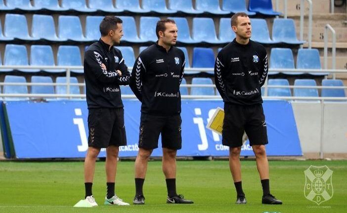 Rubén Baraja y su cuerpo técnico en el CD Tenerife