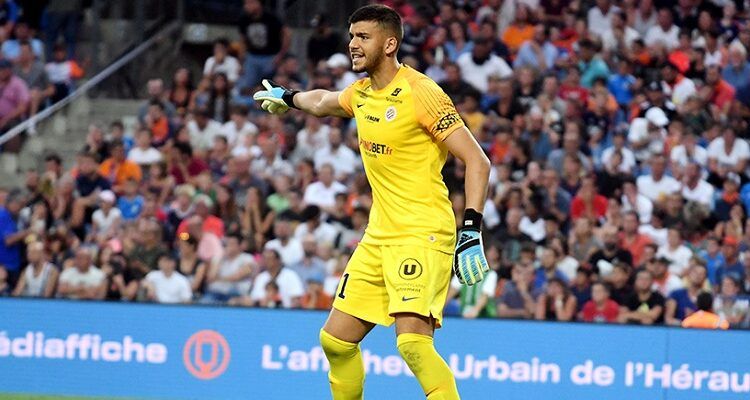 Rulli durante un encuentro de la Ligue 1