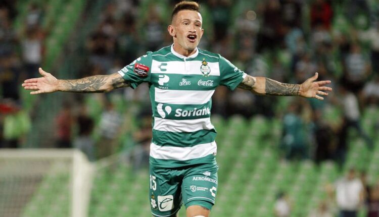 Brian Lozano. Santos Laguna