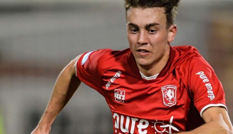 Oriol Busquets. FC Twente