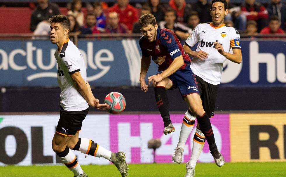 En el partido de la primera vuelta Osasuna humilló al Valencia con un 3-1 final | F: El País