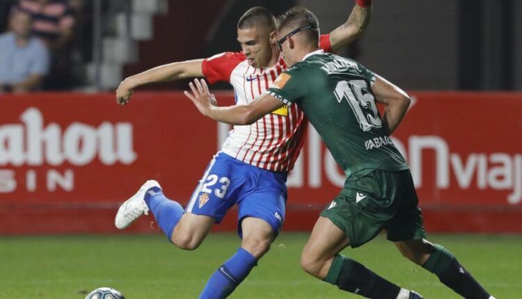 Uros Djurdjevic y Francisco Montero en el encuentro de la primera vuelta