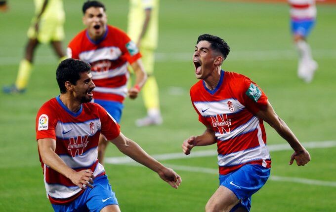 Granada celebra gol