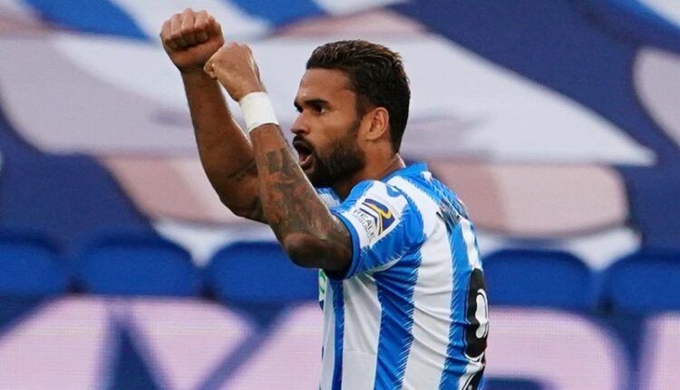 Willian José celebra un gol