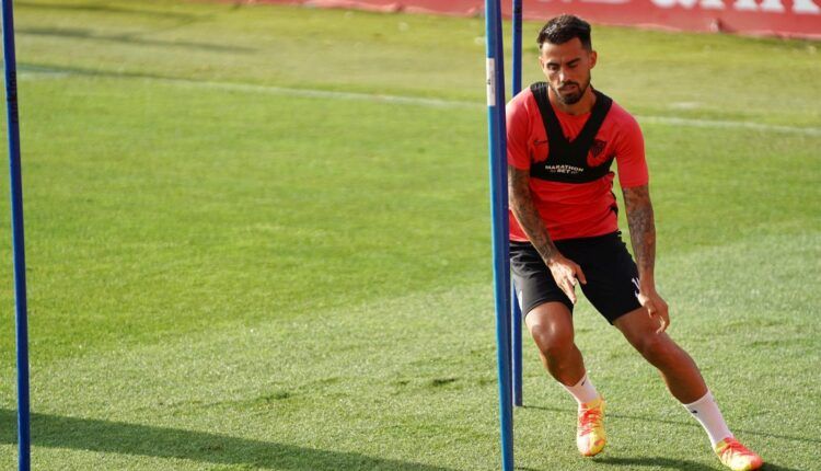 Suso entrenando de forma individual