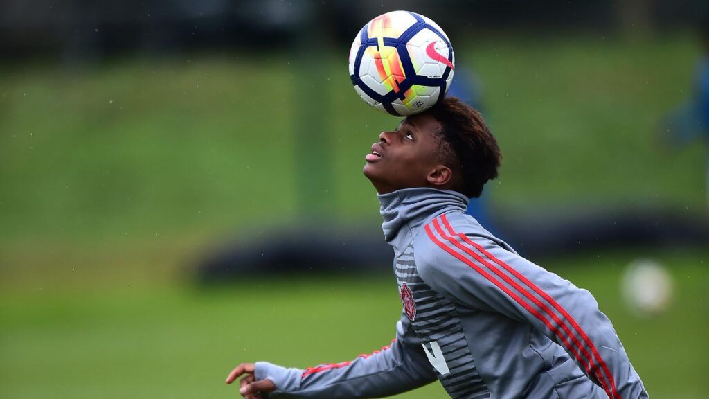 Largie Ramazani con el equipo sub-23 del Manchester United