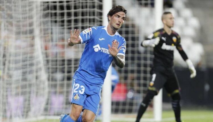 Jason Remeseiro la temporada pasada con el Getafe frente al Valencia