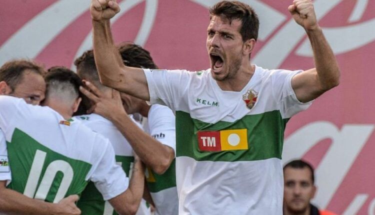 Manuel Sánchez con el Elche