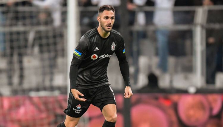 Víctor Ruiz en el Besiktas