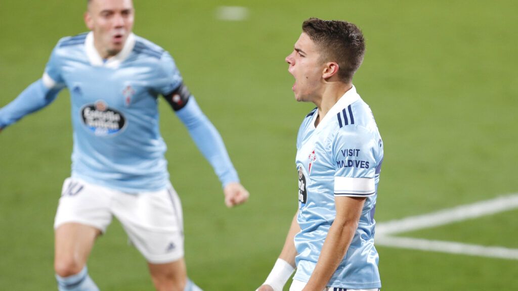 Sergio Carreira (Celta) celebra su gol ante el Levante