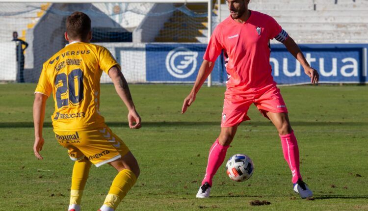 Jony Ñíguez cumplirá su tercer año como blanquiazul