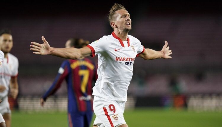 De Jong celebra un gol con el Sevilla