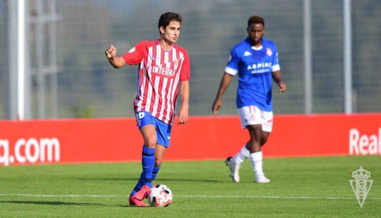 Javi Mecerreyes en el Sporting 'B' - Cultural