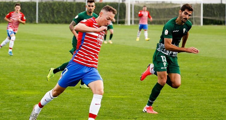 Bernardo Cruz persigue a Miguel García