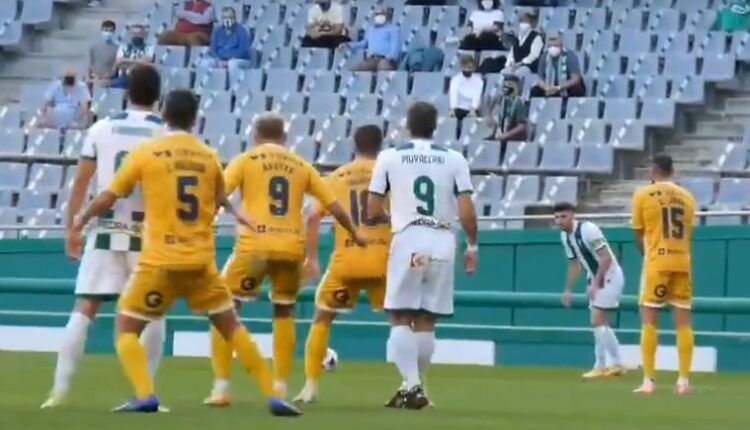 Lance del partido entre Córdoba CF y UCAM Murcia