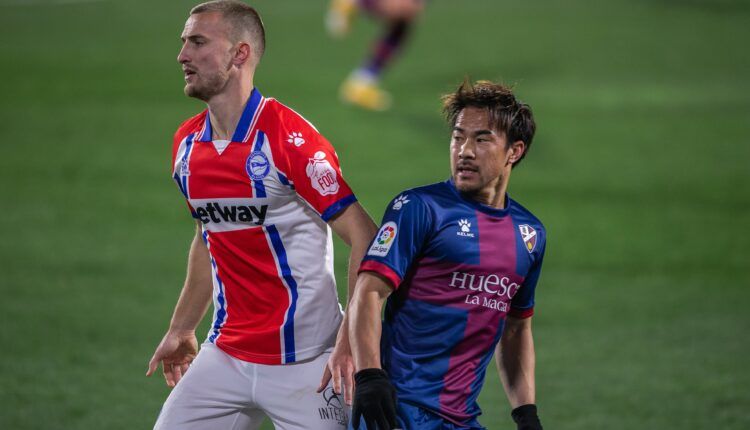 Lance de un Huesca Alavés