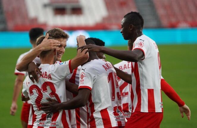 Los jugadores rojiblancos celebran un gol en la presente temporada