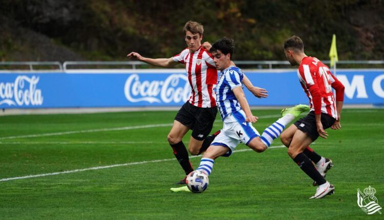 Julen Lobete en un partido del Sanse