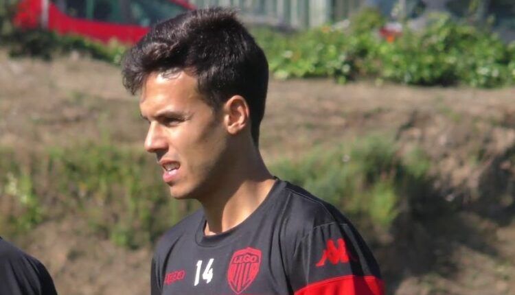 Borja Domínguez en un entrenamiento con el CD Lugo