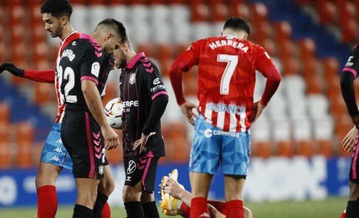 Cristian Herrera en un partido contra el CD Tenerife