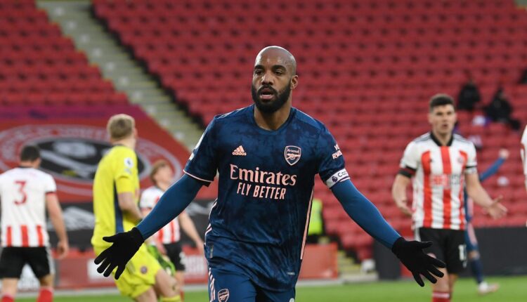 Alexandre Lacazette celebra un tanto esta última temporada